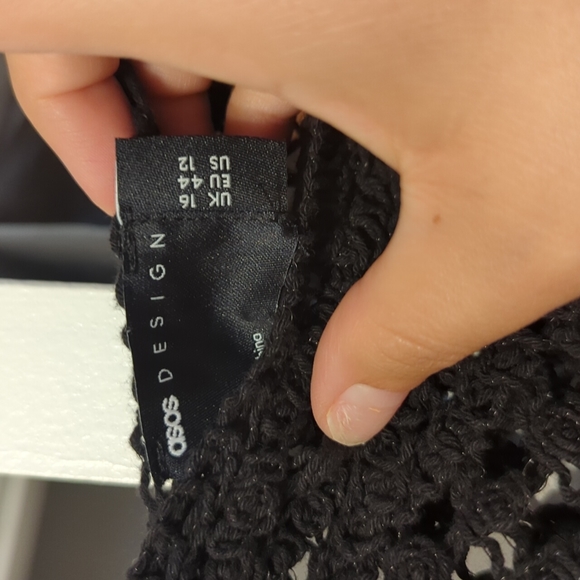 Never worn black naxi - Picture 5 of 5